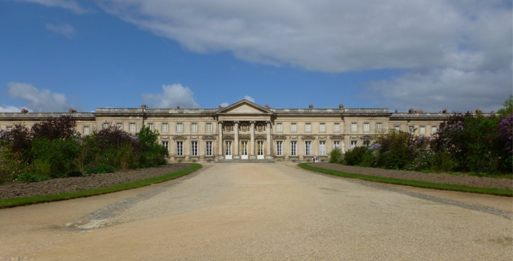 compiegne-garden-facade