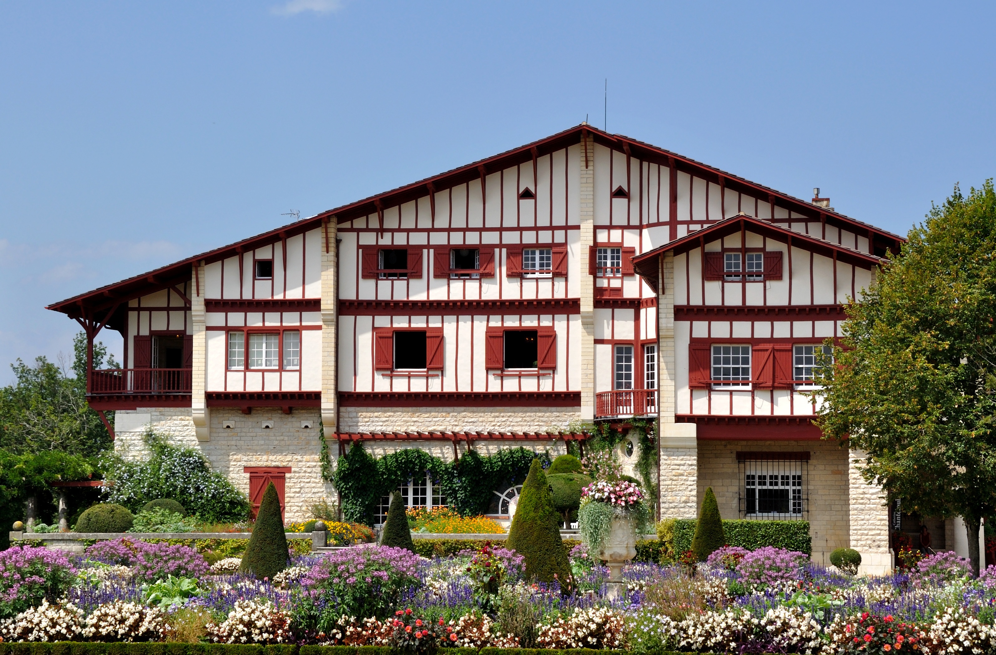 villa-arnaga